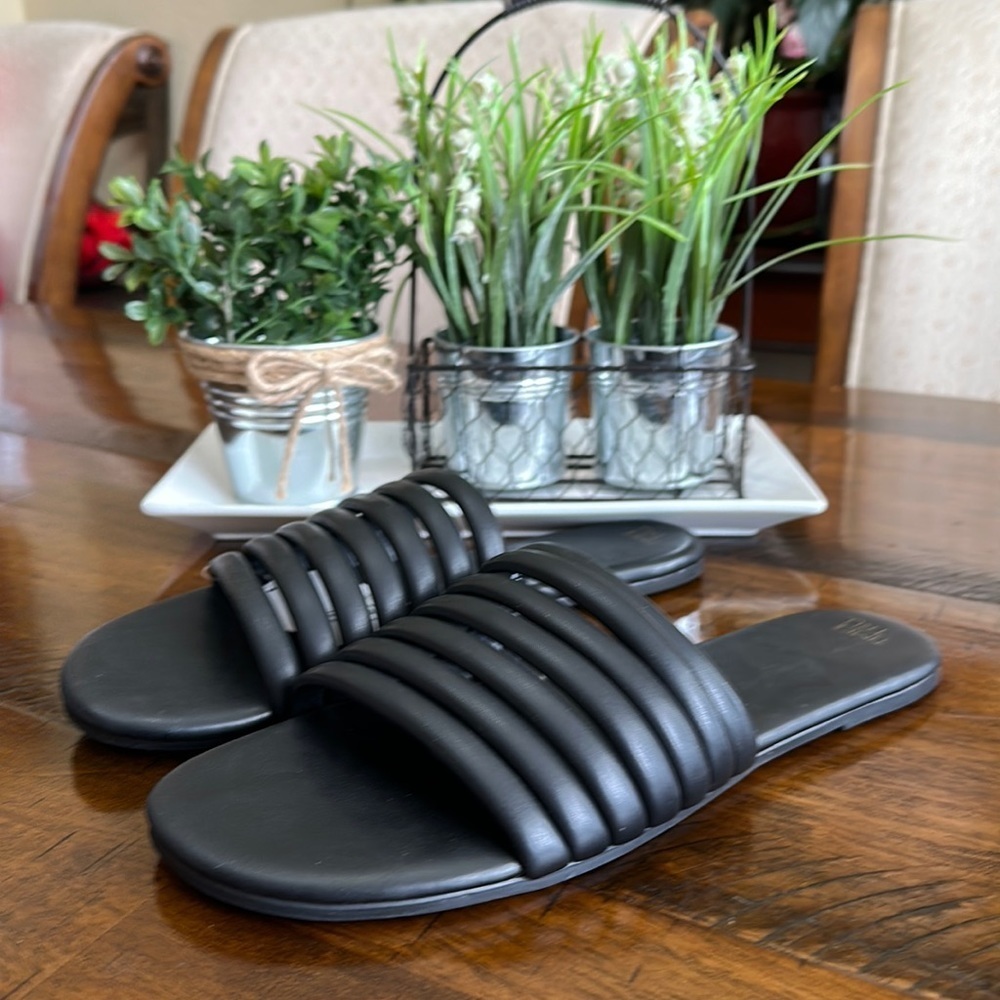 Women's Multi-Band Sandals